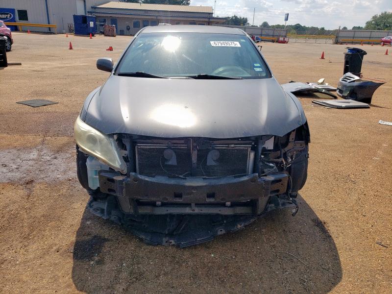 4T1BF3EK4AU027873 - 2010 TOYOTA CAMRY BASE GRAY photo 5