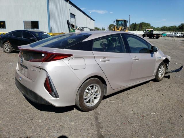 JTDKARFP8L3159172 - 2020 TOYOTA PRIUS PRIM LE SILVER photo 3