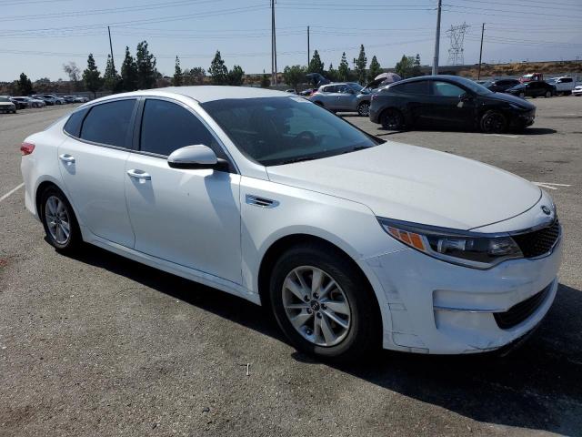 KNAGT4L30J5191245 - 2018 KIA OPTIMA LX WHITE photo 4