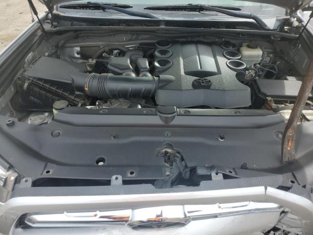 JTEBU5JRXA5023874 - 2010 TOYOTA 4RUNNER SR5 ვერცხლისფერი ფოტო 12