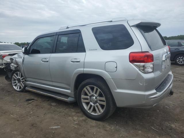 JTEBU5JRXA5023874 - 2010 TOYOTA 4RUNNER SR5 ვერცხლისფერი ფოტო 2