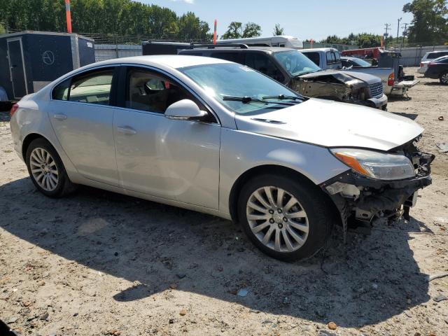 2G4GR5EK0C9109947 - 2012 BUICK REGAL WHITE photo 4