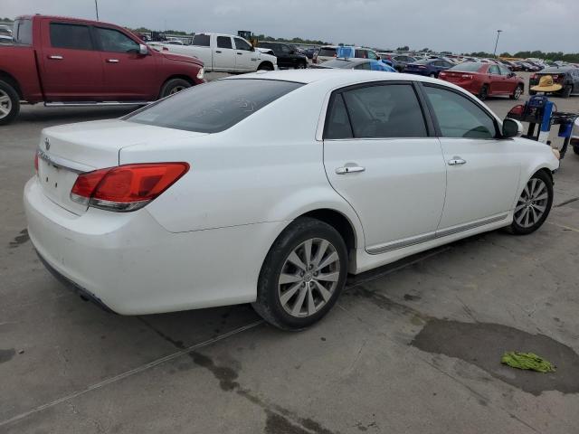 4T1BK3DB8CU457101 - 2012 TOYOTA AVALON BASE WHITE photo 3