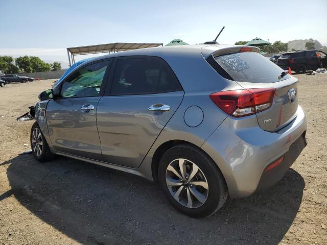 3KPA25AD2NE438630 - 2022 KIA RIO S SILVER photo 2