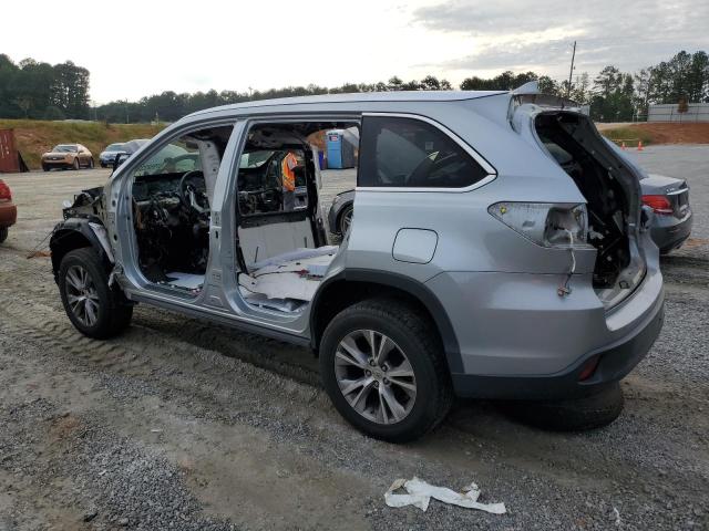 5TDKKRFH2FS098880 - 2015 TOYOTA HIGHLANDER XLE SILVER photo 2