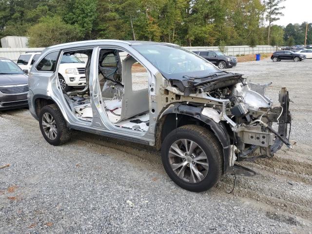 5TDKKRFH2FS098880 - 2015 TOYOTA HIGHLANDER XLE SILVER photo 4