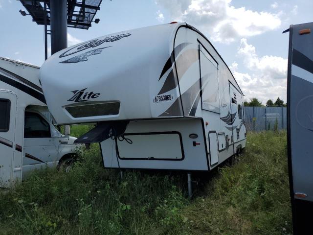 4YDF28S21EV506977 - 2014 KEYSTONE COUGAR WHITE photo 2