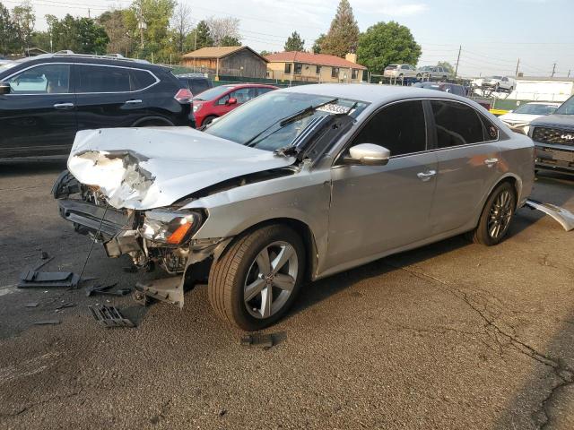 2013 VOLKSWAGEN PASSAT SE, 