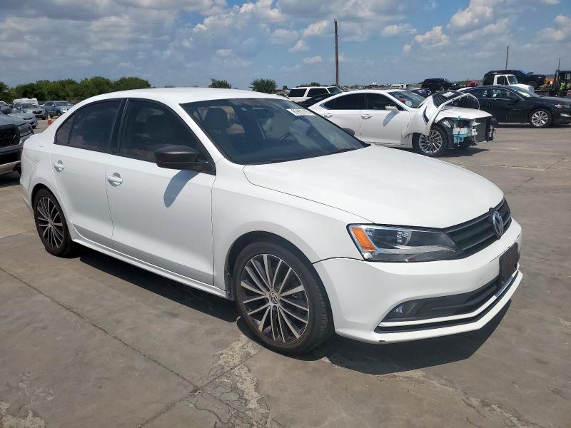 3VWD17AJ2FM325797 - 2015 VOLKSWAGEN JETTA SE 白色 照片 4