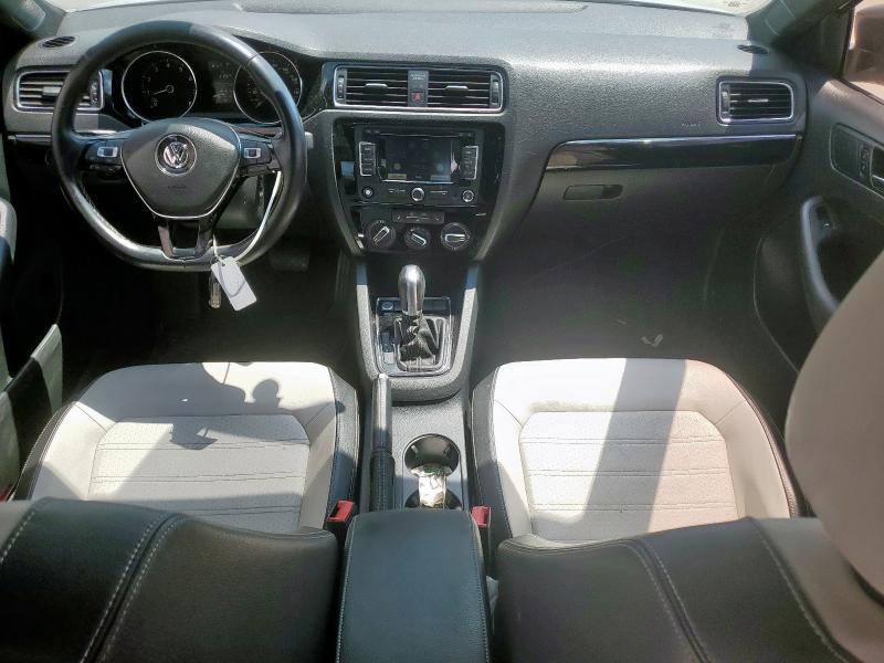 3VWD17AJ2FM325797 - 2015 VOLKSWAGEN JETTA SE 白色 照片 8