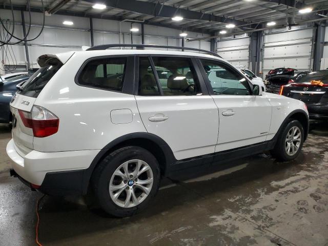 WBXPC93469WJ26241 - 2009 BMW X3 XDRIVE30I WHITE photo 3