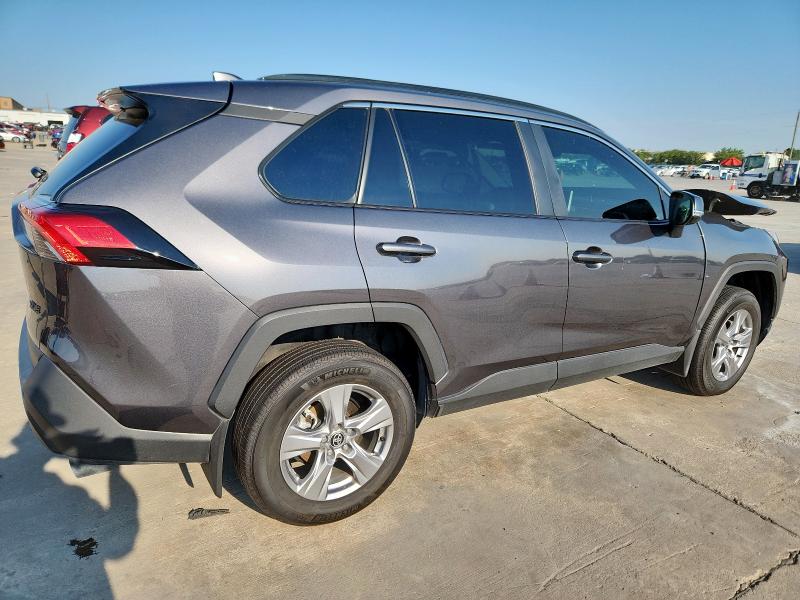 2T3W1RFVXRC289218 - 2024 TOYOTA RAV4 XLE 灰色 照片 3