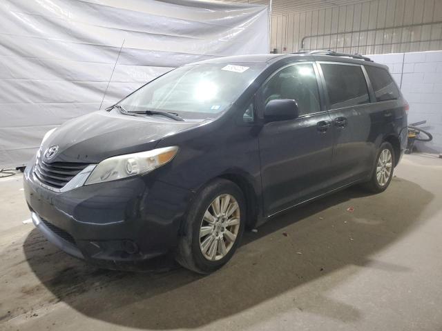 2011 TOYOTA SIENNA LE, 
