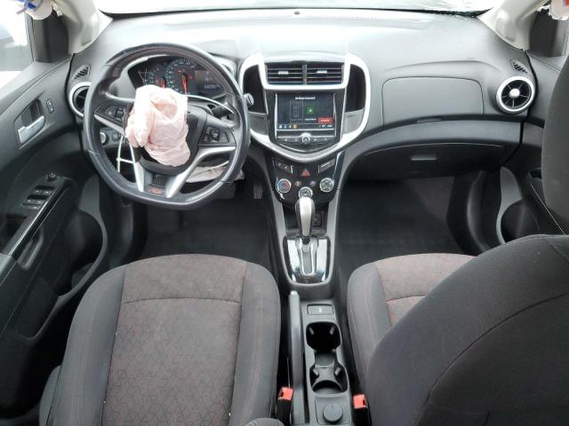 1G1JD6SG9J4107606 - 2018 CHEVROLET SONIC LT 银色 照片 8
