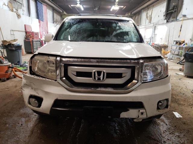 5FNYF38849B011935 - 2009 HONDA PILOT TOURING WHITE photo 5