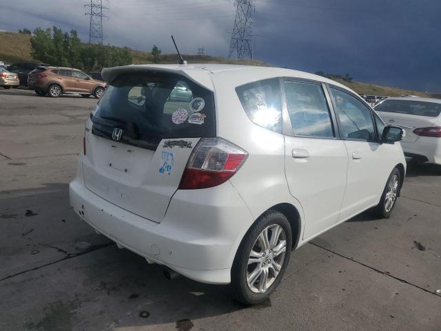 JHMGE88459C003704 - 2009 HONDA FIT SPORT WHITE photo 3