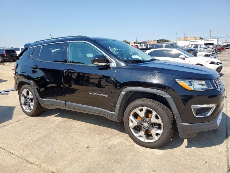 3C4NJDCB1JT259477 - 2018 JEEP COMPASS LIMITED BLACK photo 4