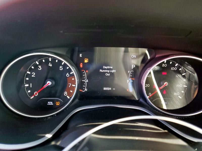 3C4NJDCB1JT259477 - 2018 JEEP COMPASS LIMITED BLACK photo 9