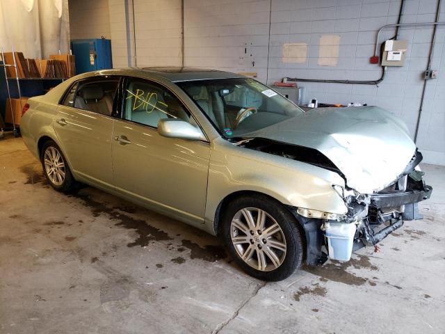 4T1BK36B77U220554 - 2007 TOYOTA AVALON XL GREEN photo 4