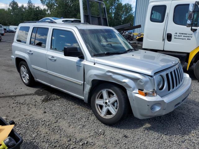 1J4NT1GB0AD671926 - 2010 JEEP PATRIOT SPORT SILVER photo 4