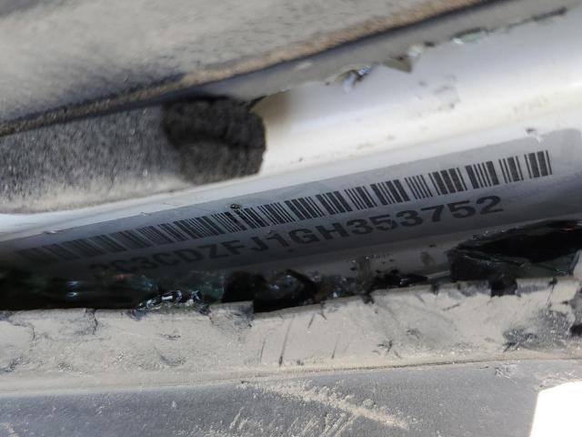 2C3CDZFJ1GH353752 - 2016 DODGE CHALLENGER R/T SCAT PACK WHITE photo 13