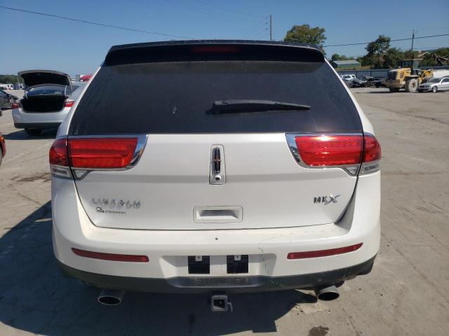 2LMDJ6JK4DBL15440 - 2013 LINCOLN MKX WHITE photo 6