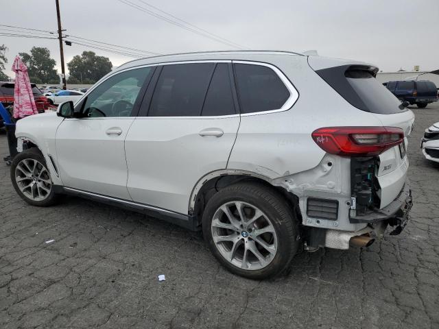 5UXCR4C08LLW64554 - 2020 BMW X5 SDRIVE 40I WHITE photo 2