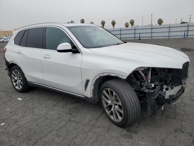 5UXCR4C08LLW64554 - 2020 BMW X5 SDRIVE 40I WHITE photo 4