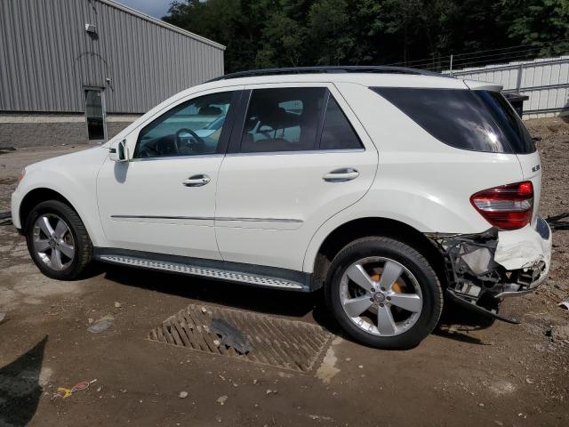 4JGBB8GB7BA635444 - 2011 MERCEDES-BENZ ML 350 4MATIC WHITE photo 2