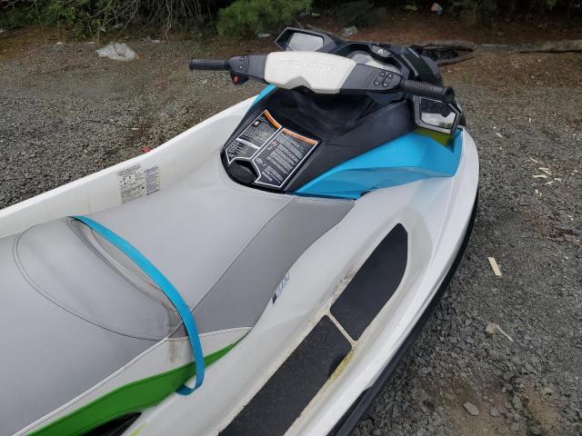 YDV22854A515 - 2015 SEAD JET SKI BLUE photo 5