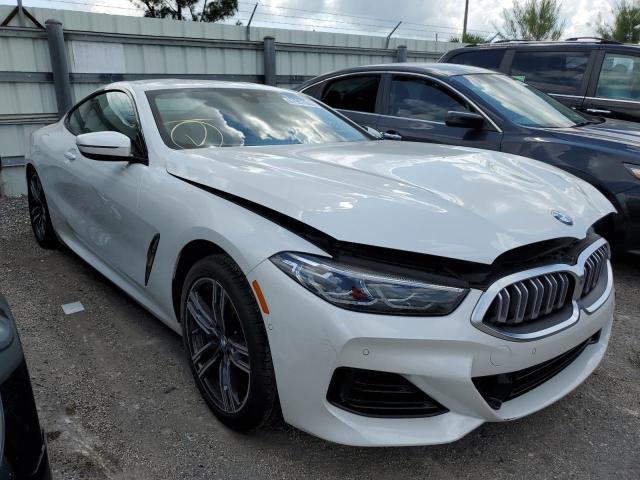 WBAAE4C02PCL62328 - 2023 BMW 840XI WHITE photo 4