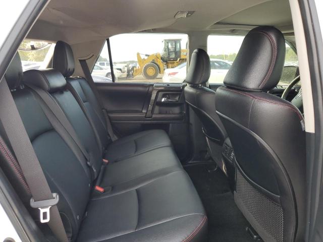 JTEBU5JR1J5518299 - 2018 TOYOTA 4RUNNER SR5/SR5 PREMIUM 白色 照片 11