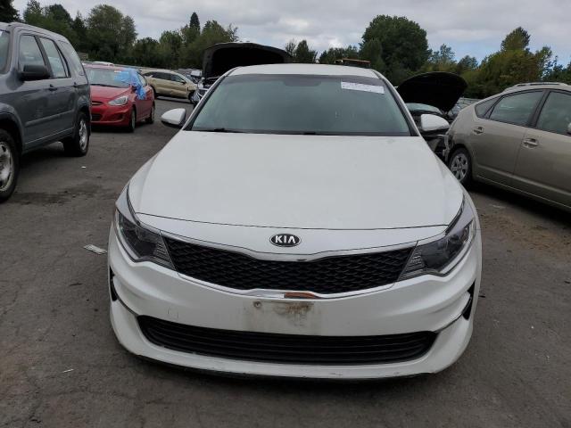 KNAGT4L37G5102280 - 2016 KIA OPTIMA LX WHITE photo 5