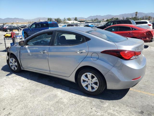 5NPDH4AE8GH713771 - 2016 HYUNDAI ELANTRA SE GRAY photo 2