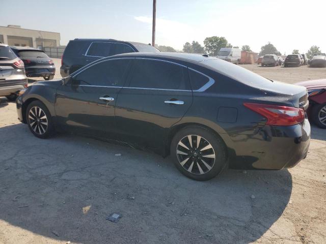 1N4AL3APXJC273641 - 2018 NISSAN ALTIMA 2.5 Czarny zdjęcie 2