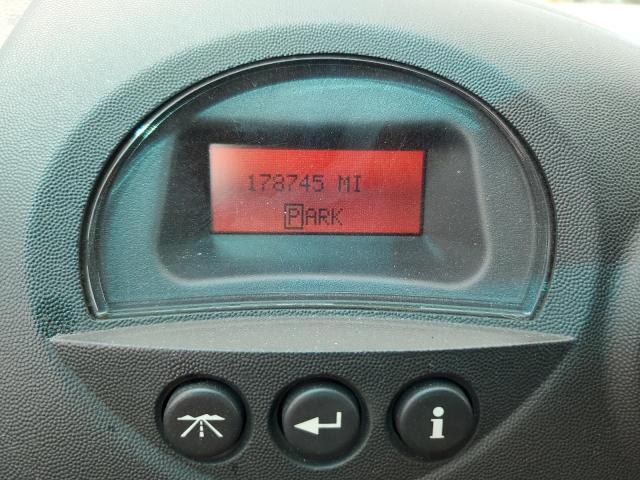 2G2WP522X51344002 - 2005 PONTIAC GRAND PRIX BLACK photo 9