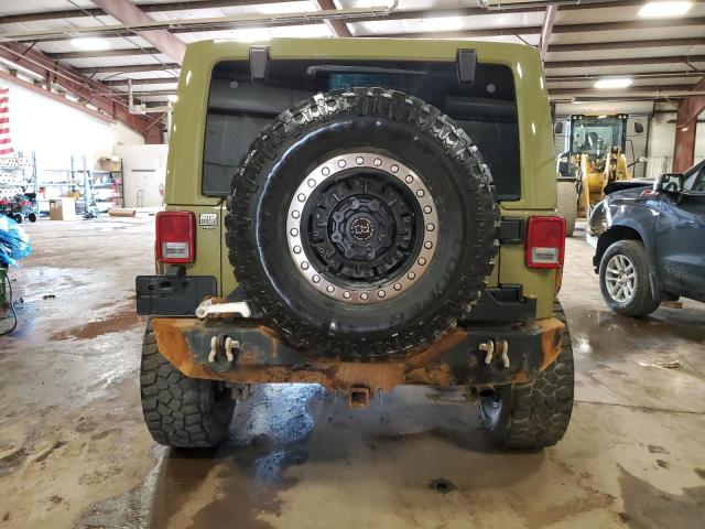 1C4BJWEG9DL543317 - 2013 JEEP WRANGLER U SAHARA მწვანე ფოტო 6