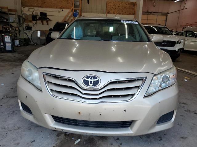 4T1BF3EK3BU730107 - 2011 TOYOTA CAMRY BASE GOLD photo 5