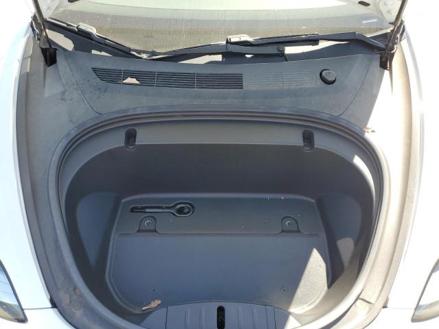 5YJ3E1EBXLF650409 - 2020 TESLA MODEL 3 WHITE photo 11