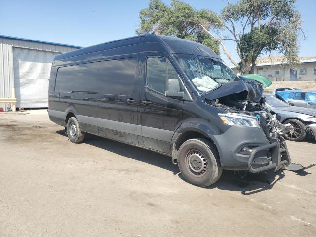 W1W4EDHY9NT097973 - 2022 MERCEDES-BENZ SPRINTER 2500 BLACK photo 4