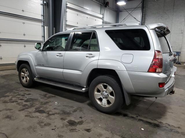 JTEBU17R840048368 - 2004 TOYOTA 4RUNNER LIMITED SILVER photo 2