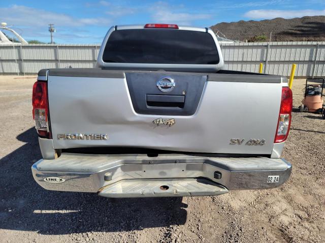 1N6AD0EV5BC420963 - 2011 NISSAN FRONTIER S SILVER photo 6