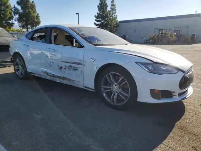 5YJSA1CN1DFP09806 - 2013 TESLA MODEL S WHITE photo 4