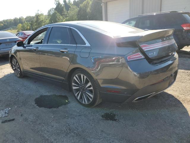 3LN6L5EC8JR611358 - 2018 LINCOLN MKZ RESERVE GRAY photo 2