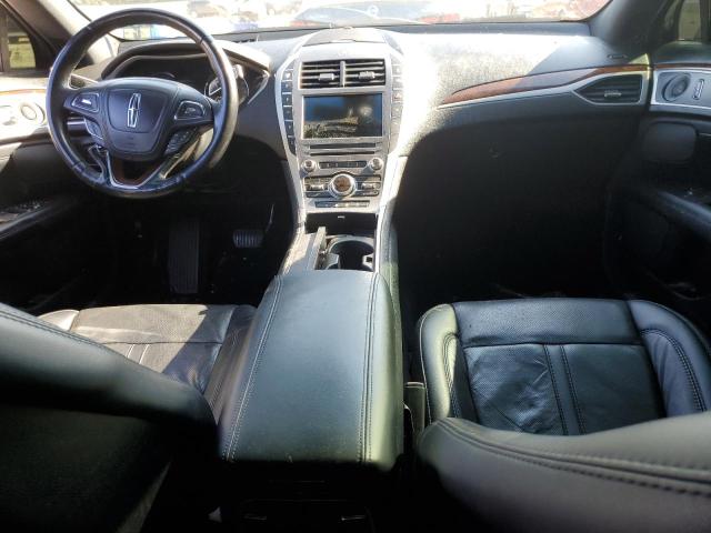 3LN6L5EC8JR611358 - 2018 LINCOLN MKZ RESERVE ნაცრისფერი ფოტო 8