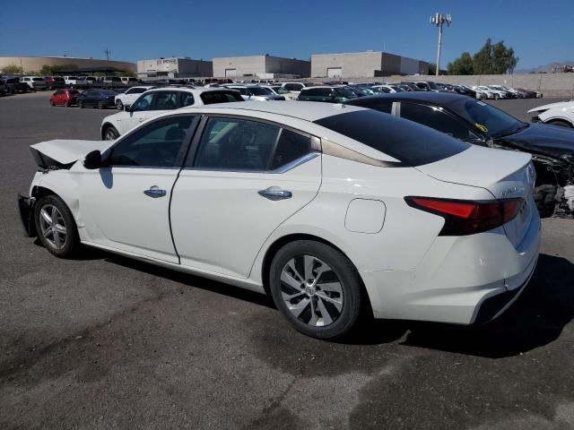 1N4BL4BV2KC241596 - 2019 NISSAN ALTIMA S WHITE photo 2