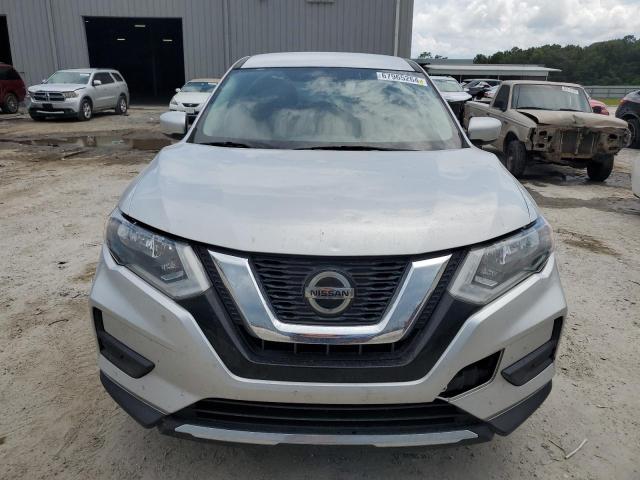 JN8AT2MVXJW300130 - 2018 NISSAN ROGUE S SILVER photo 5