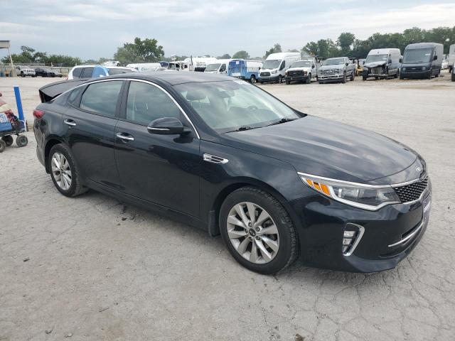 5XXGT4L33JG241165 - 2018 KIA OPTIMA LX შავი ფოტო 4