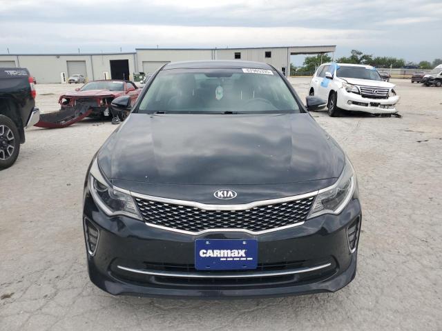 5XXGT4L33JG241165 - 2018 KIA OPTIMA LX შავი ფოტო 5