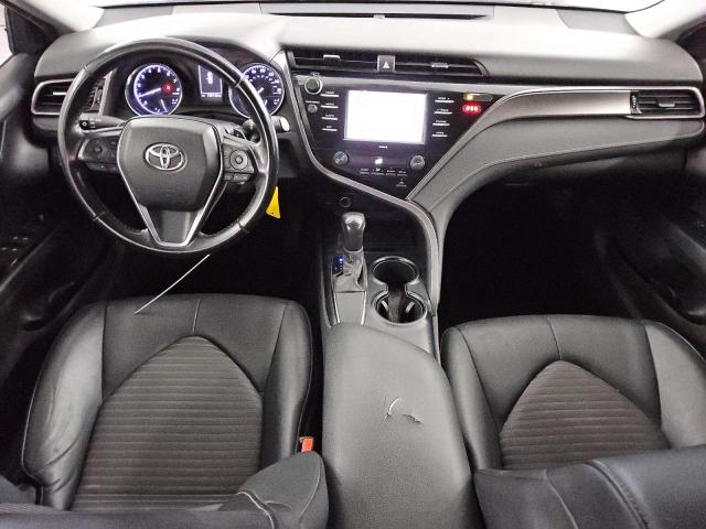 4T1G11AK8LU961357 - 2020 TOYOTA CAMRY SE 灰色 照片 8